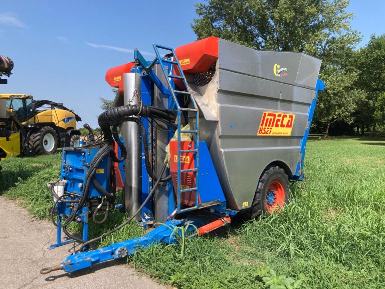 Grape Harvester Imeca Sacaia HS27 frame number IMECAHS2730055