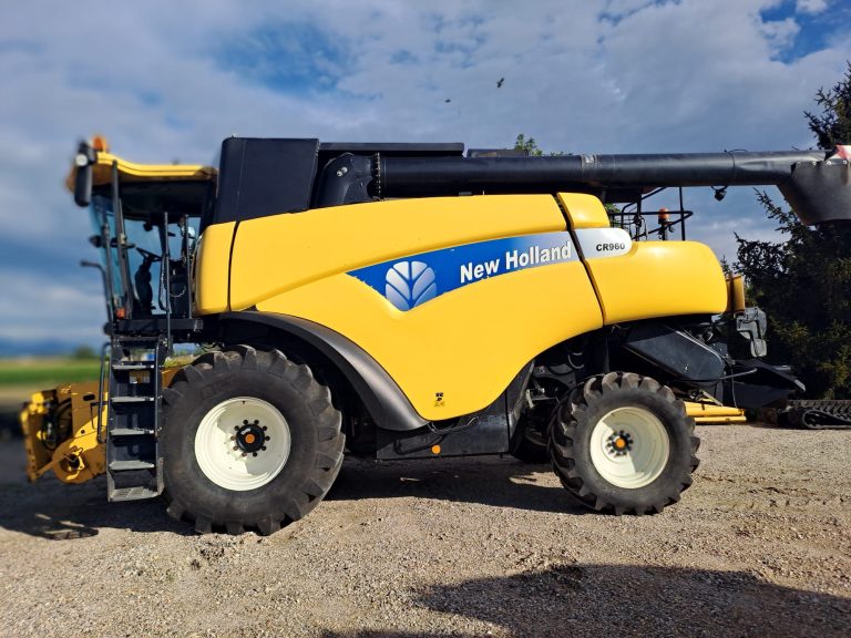 Combine Harvester New Holland CR960 Frame HAJ101721