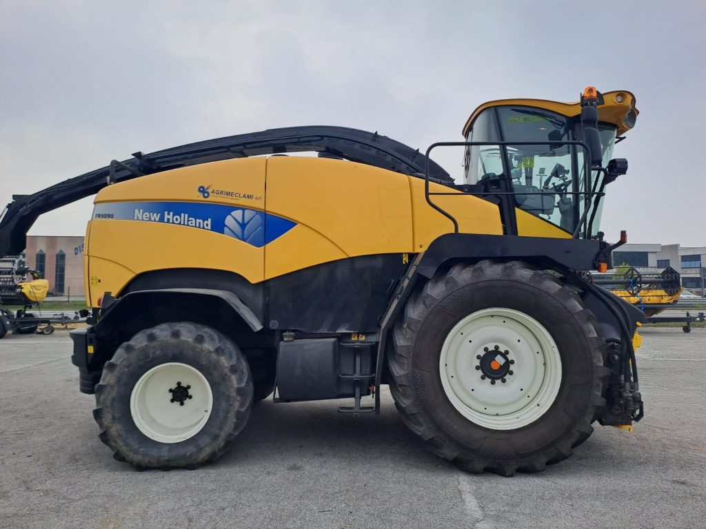 Trincia New Holland FR9090 telaio 555740001 – Revisionata