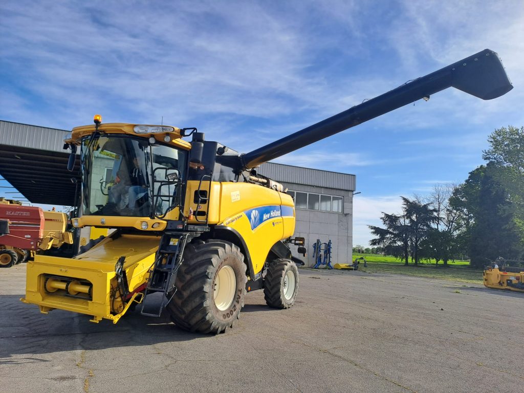 Mietitrebbia New Holland CX8050 telaio 561906001 – Revisionata